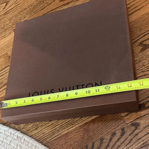 Louis VuittonBrown Gift Box